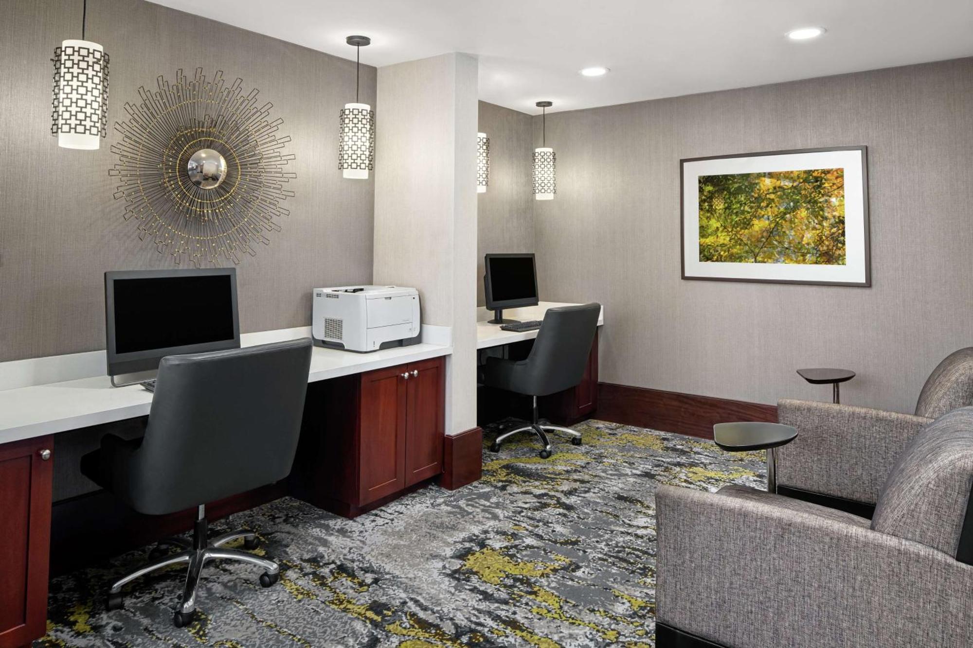 Doubletree Suites By Hilton Charlotte/Southpark Екстериор снимка